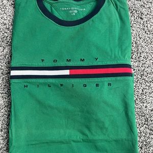 Tommy Hilfiger tee